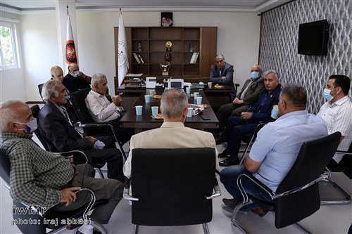 مراسم تقدیر از 6 مربی پیشکسوت و سازنده استان تهران (گزارش تصویری)